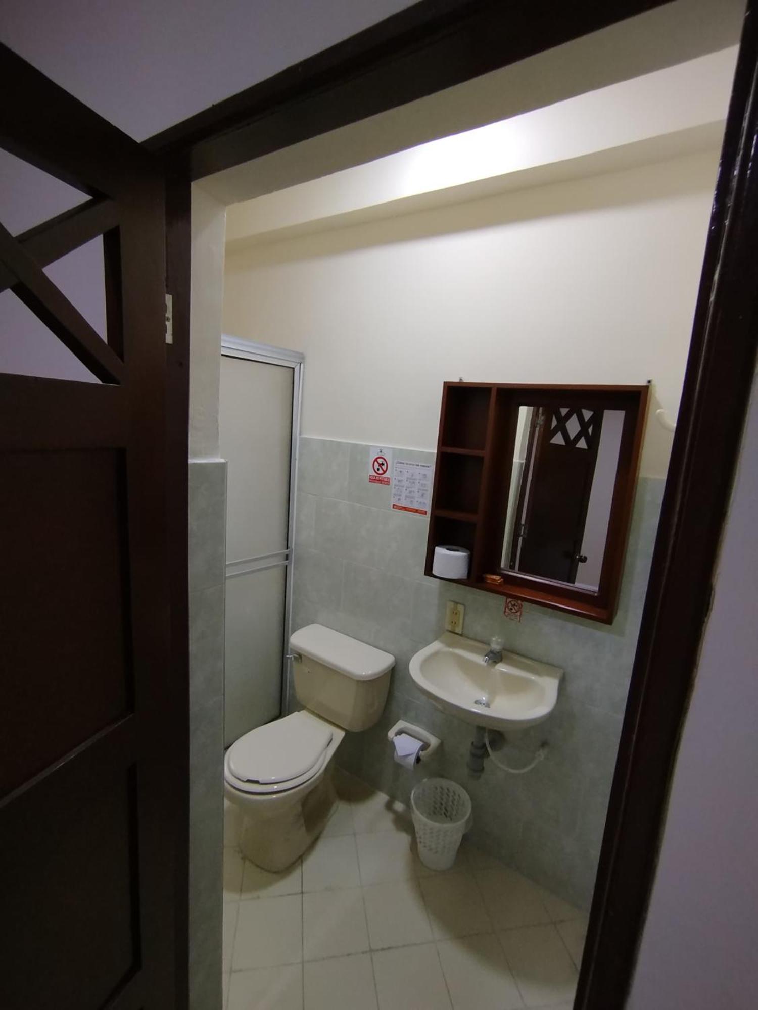 Hotel El Andino 쿠쿠타 외부 사진